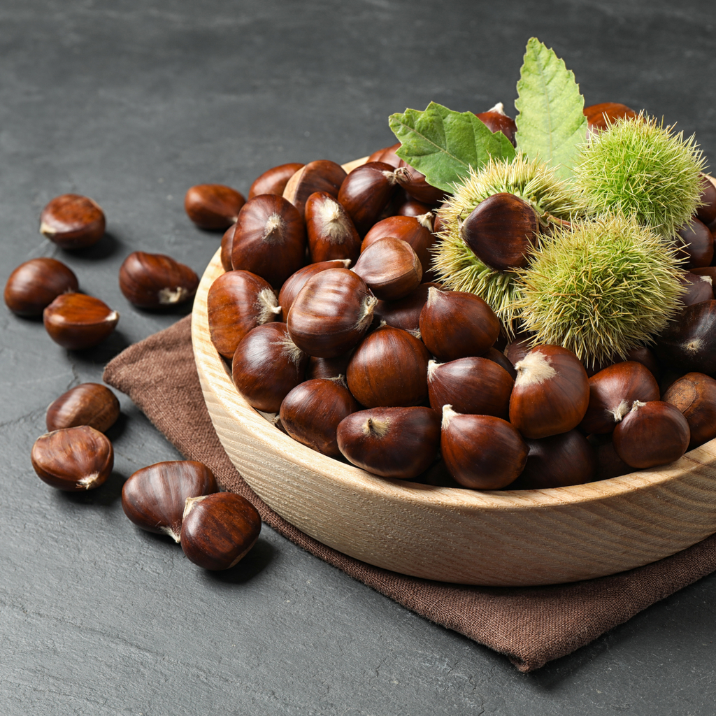 Premium Italian Chestnuts - Fresh, Large Size, Easy to Peel and Hand-Picked (1 LBS)